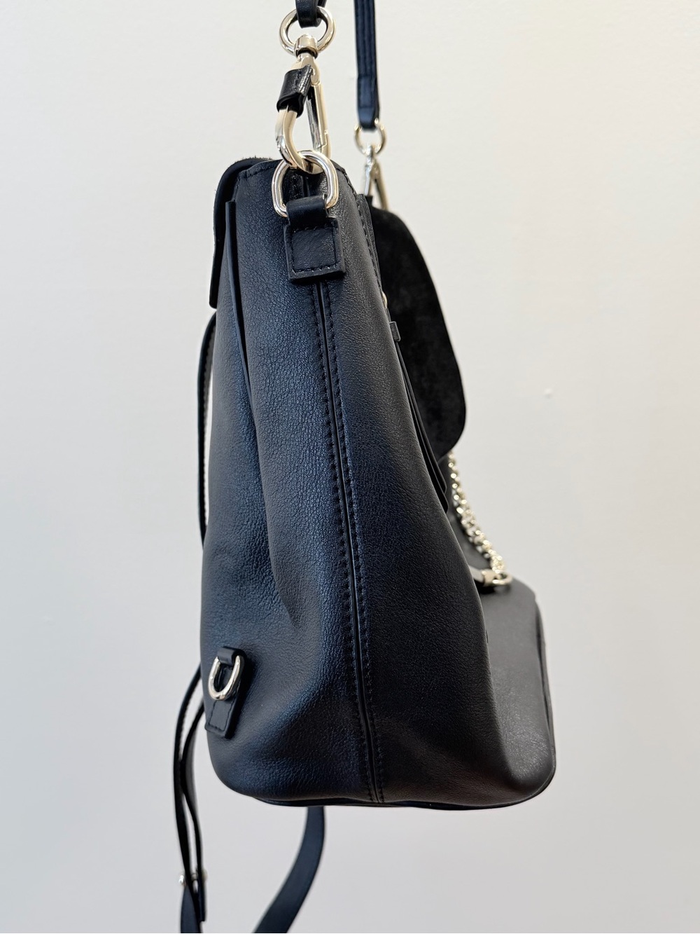Chloe Suede Calfskin Medium Faye Backpack in Black - Picture 4 of 11